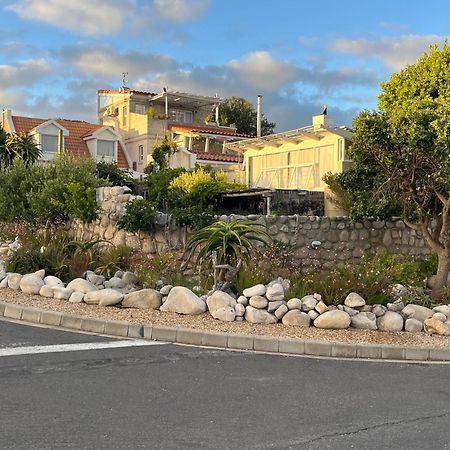 Storyhouse In Kommetjie Esterno foto